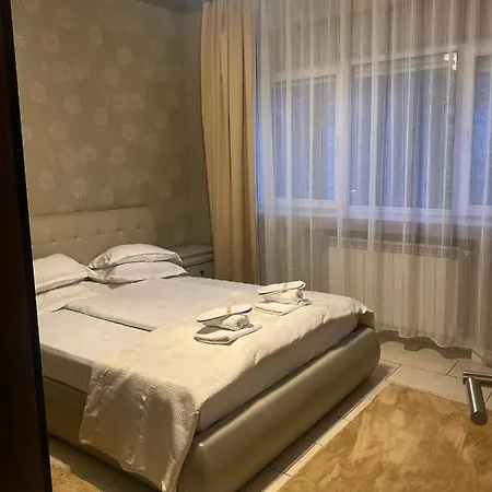 Luxury Nr 5 ***** *