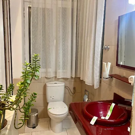 Luxury Nr 5 ***** בוקרשט