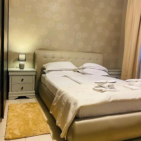 Luxury Nr 5 ***** *