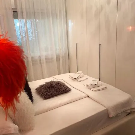 Luxury Nr 5 ***** דירה