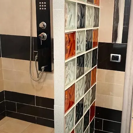 דירה Luxury Nr 5 ***** בוקרשט