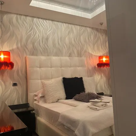 Luxury Nr 5 ***** דירה *